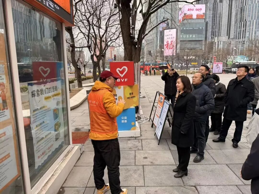 现场围绕社区治理和国际交流展开讨论